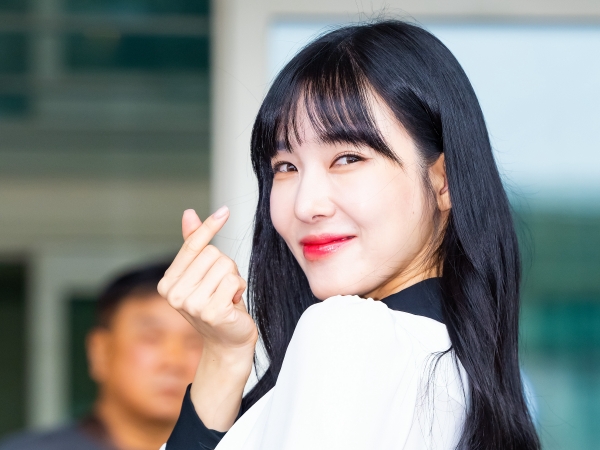 「可愛い可愛い可愛い！」少女時代・ティファニー、清純と色香を兼ね備えた“バカンスショット”が話題に【PHOTO】