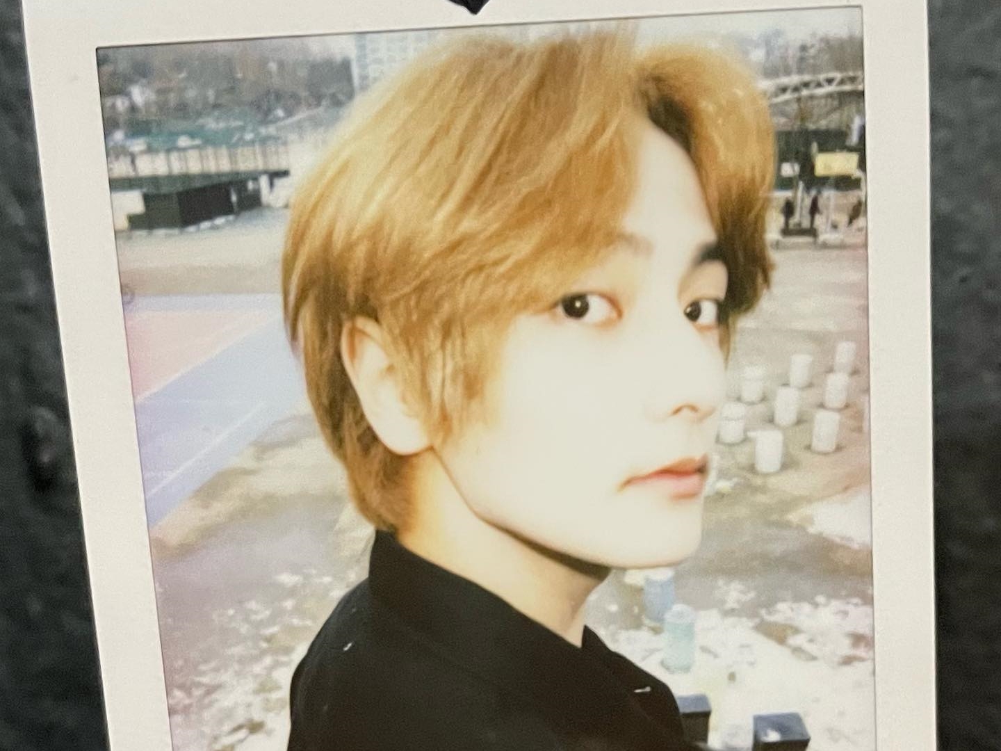 【写真】「BTS・Vにそっくり」な新人K-POPアイドルが登場！WAKER・クォンヒョプが話題