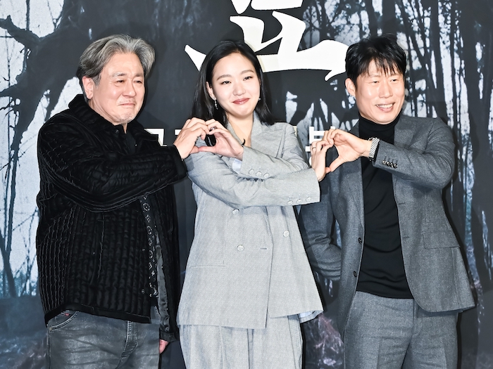 キム・ゴウンの巫女演技が「鳥肌立つ」と話題！新作映画『破墓』ベルリン国際映画祭でプレミア上映へ