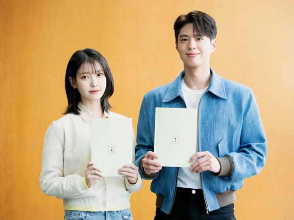 IU×パク・ボゴムが夫婦役！韓ドラのヒットメーカー集結のNetflix新作が年内配信決定！