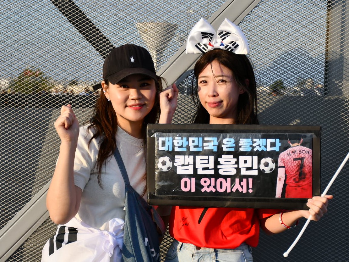 韓国代表サポーターの熱気は最高潮！豪州とのアジア杯8強対決へ大盛況の“場外応援”【現地レポ】