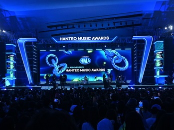 果てや“脱糞”の珍事件が発生？ 権威あるK-POP授賞式が物議、「デマに気を付けて」の声も