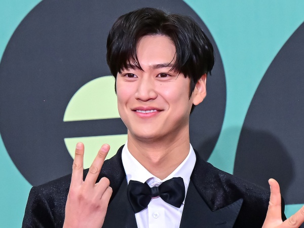 『私の夫と結婚して』俳優ナ・イヌ、可愛さとカリスマ性が行き来！演技への真剣な姿勢も【PHOTO】