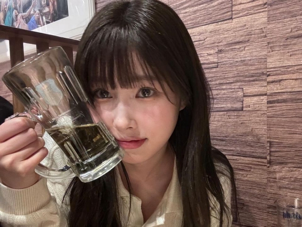 【写真】「なまビール」“可愛すぎる日本語”でファンを魅了した美少女の正体は…カン・ヘウォン！