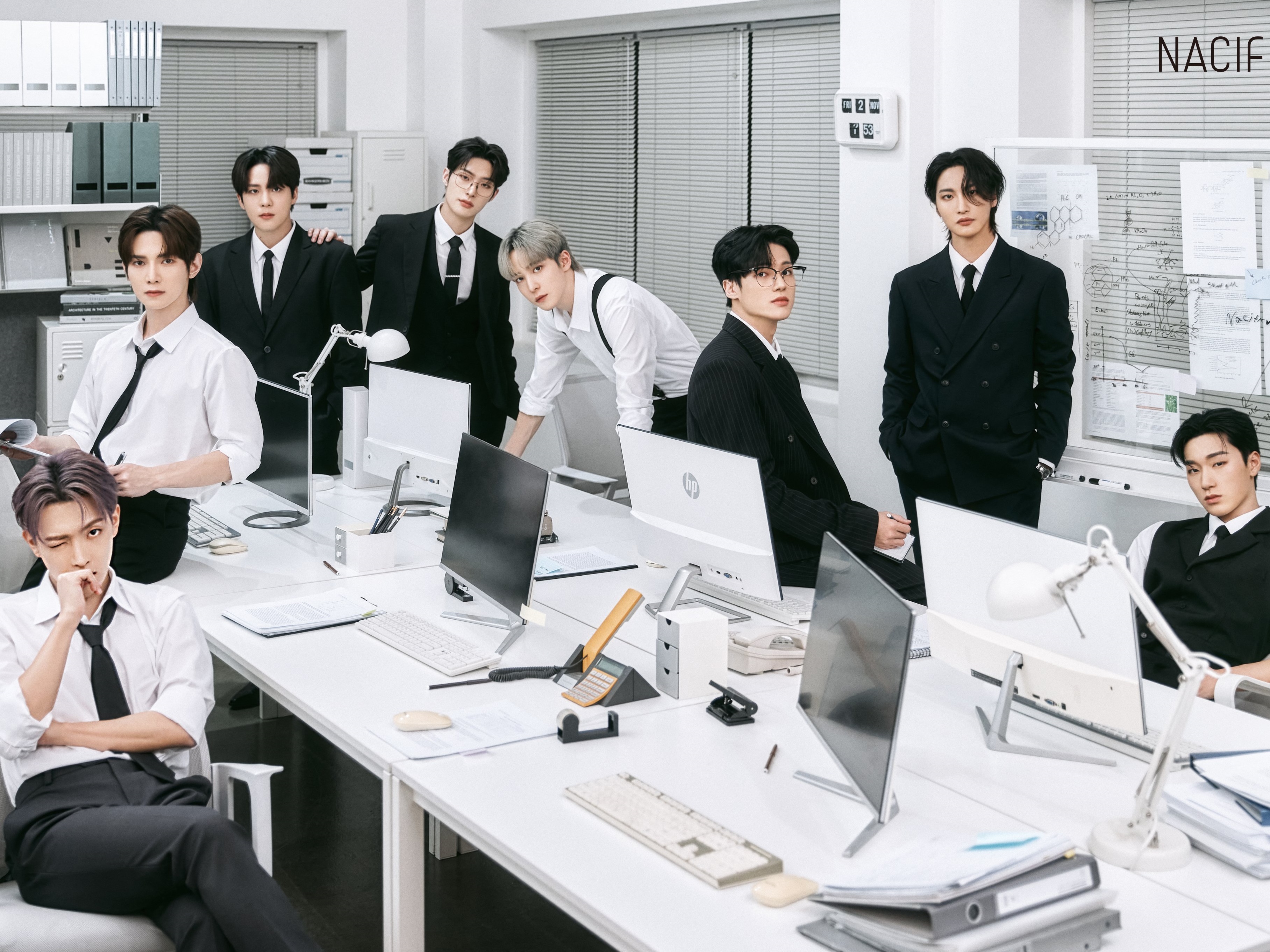 会社員に扮したATEEZが手元に…韓国スキンケアブランドがスペシャルキャンペーン実施