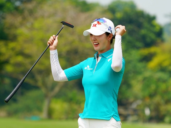 モデルさながらの美貌も注目！韓国女子ゴルフツアーの“開幕女神”は22歳の「次世代スター候補」