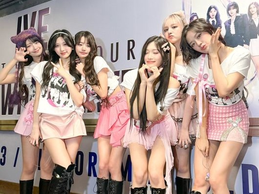 IVE、初のアメリカツアーの幕開けとなったLA公演は大成功！ポップソングのカバーステージも大盛り上がり