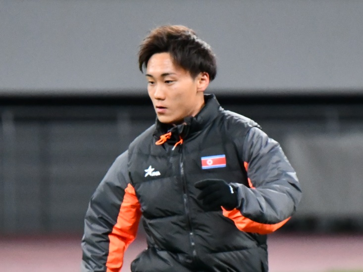 日本と戦う北朝鮮代表“唯一”のJリーガー！J3岐阜の24歳MF文仁柱が国立での前日練習に登場【PHOTO】