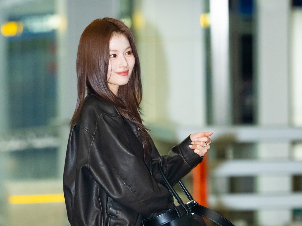 TWICE・サナが“週末デート”を自慢、その相手は…仲睦まじい2SHOTに反響の嵐「本当に大好き」【PHOTO】