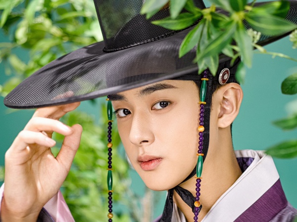 『PRODUCE X101』出身俳優キム・ミンギュ、時代劇に初挑戦！女心を鷲掴みにするビジュアルに注目