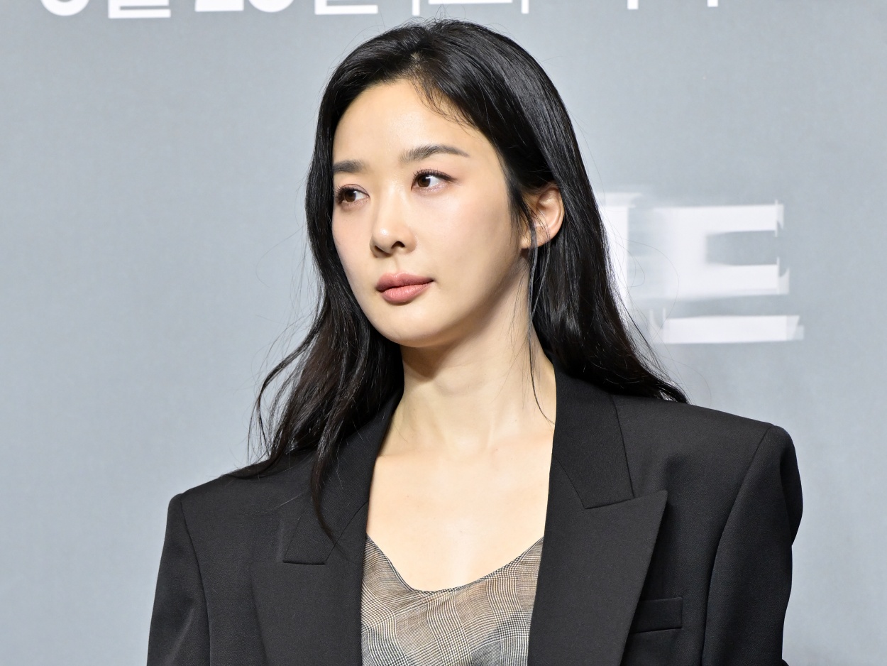 まさに女性が憧れる体型！“166cm・48kg”美人女優イ・チョンア、スタイルキープの秘訣を伝授