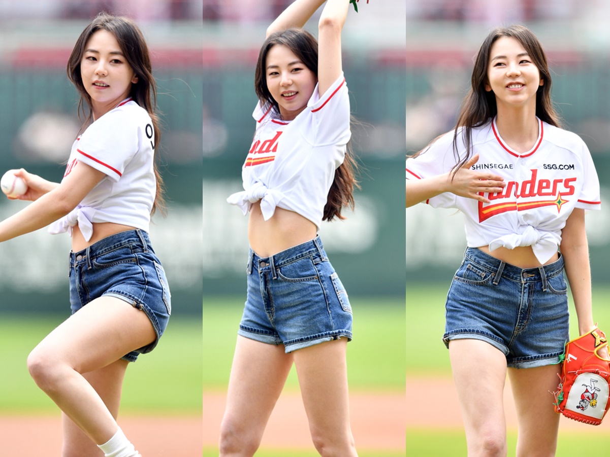 【写真】大胆フォームからノーバン投球…元アイドルの女優アン・ソヒ（32）が始球式で観客魅了