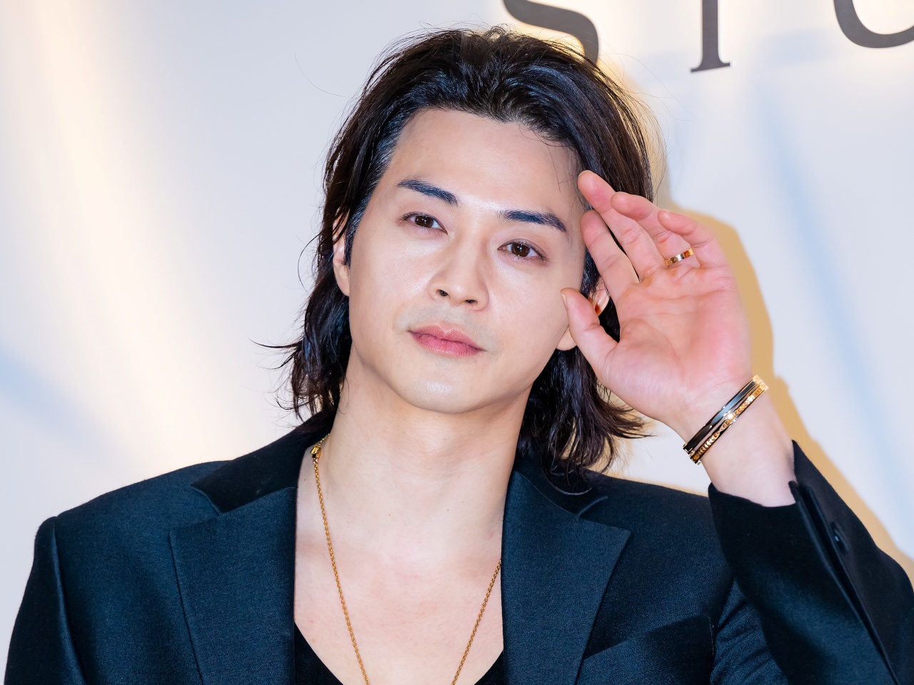 “色気溢れる悪役”俳優キム・ジフン、ついにハリウッドへ！流暢な英語で再び女心を鷲掴みに