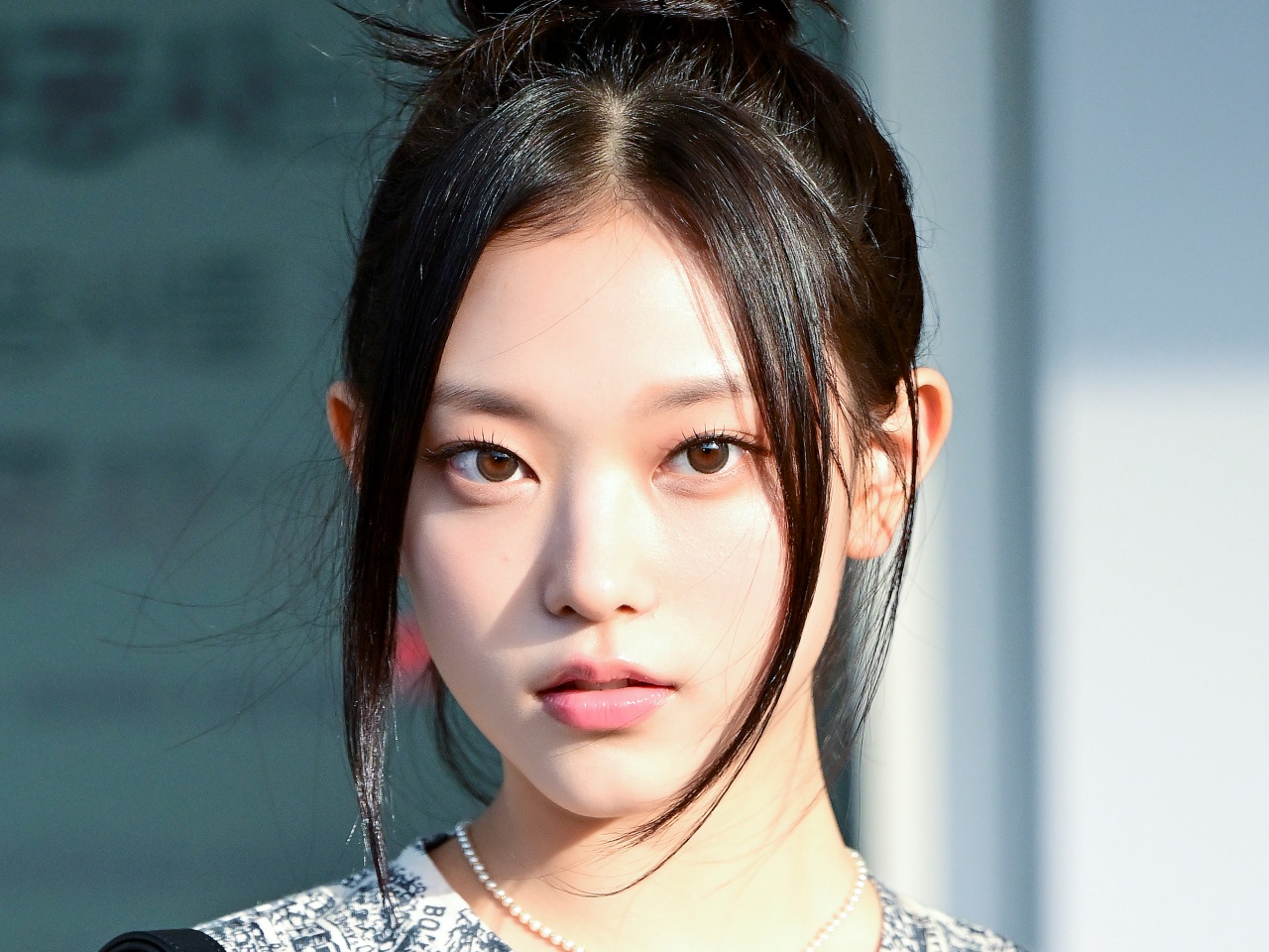 【写真】全世界が夢中…NewJeans・ヘリン、17歳が醸し出す高級感・洗練美・圧巻のオーラにSNSも大盛り上がり！