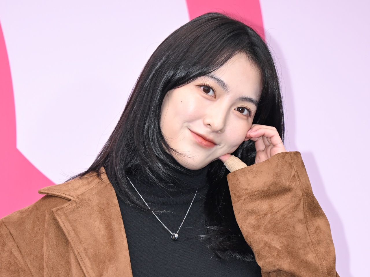 「手の震えが止まらない…」KARA・ジヨン、目の当たりにした“不親切すぎる態度”に涙【全文】