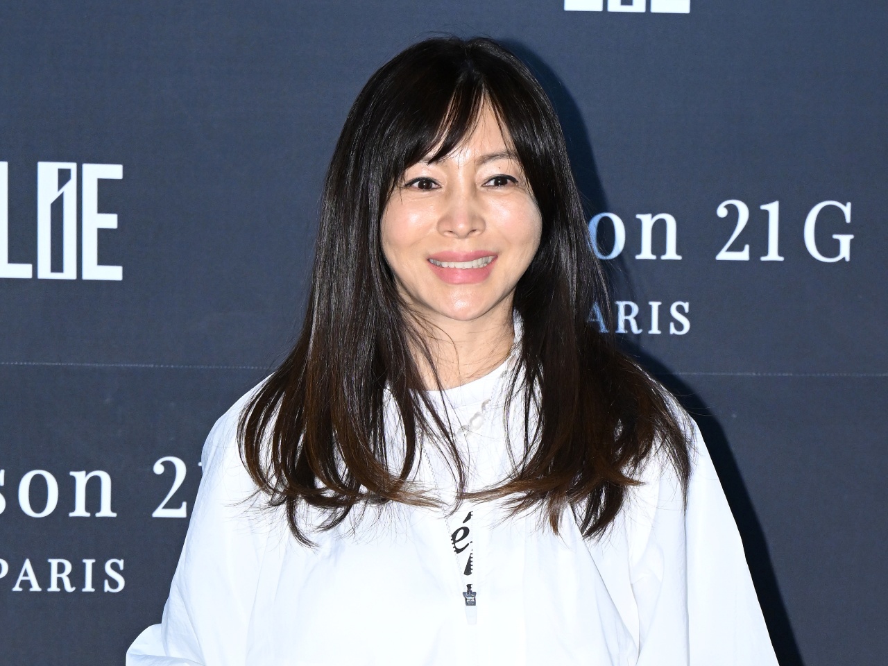 「コンピューター美人」と呼ばれたファン・シネ（60）、20歳は“サバ読み”可能なメリハリ体型！【PHOTO】