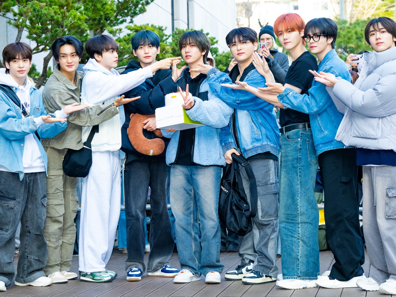 CRAVITY、プロ野球KIAタイガースの応援に駆け付ける！幼い頃から応援してたミニの夢が実現！