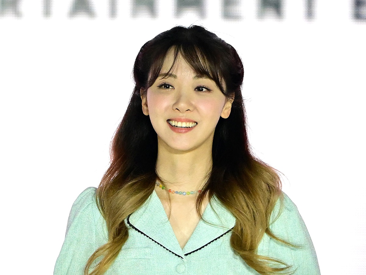 過去に“男子中学生へのセクハラ”で物議も…韓国の元お天気キャスター（33）、新プロフ写真に反響【PHOTO】