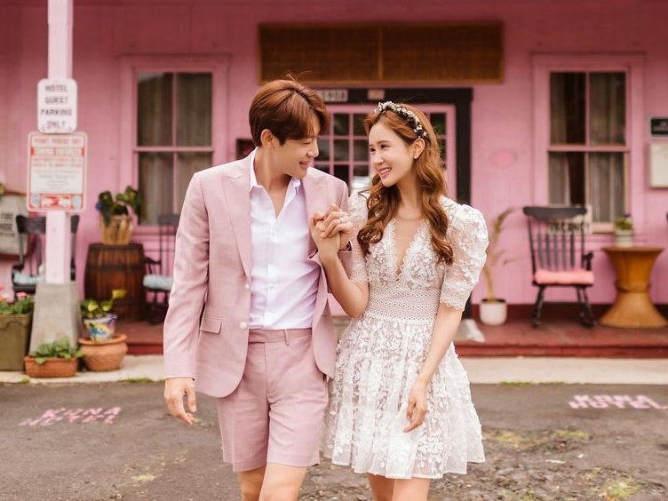 交際8年でゴールインの韓国“美男美女”夫婦が結婚1周年！SE7EN♡イ・ダヘ、ラブラブ記念動画公開