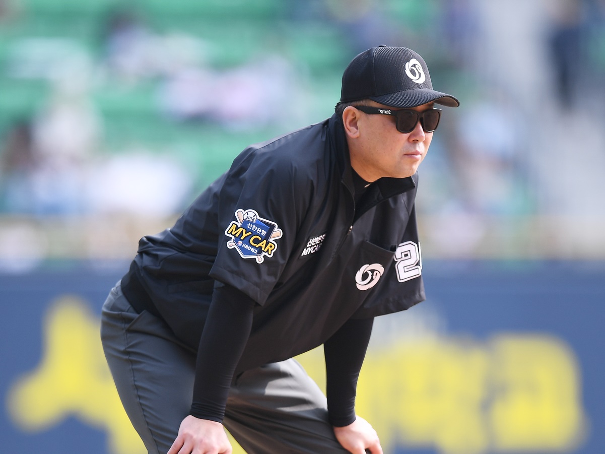 元選手の韓国プロ野球審判（54）、母を亡くした2日後に飲酒運転し警察に摘発…1年の失格処分