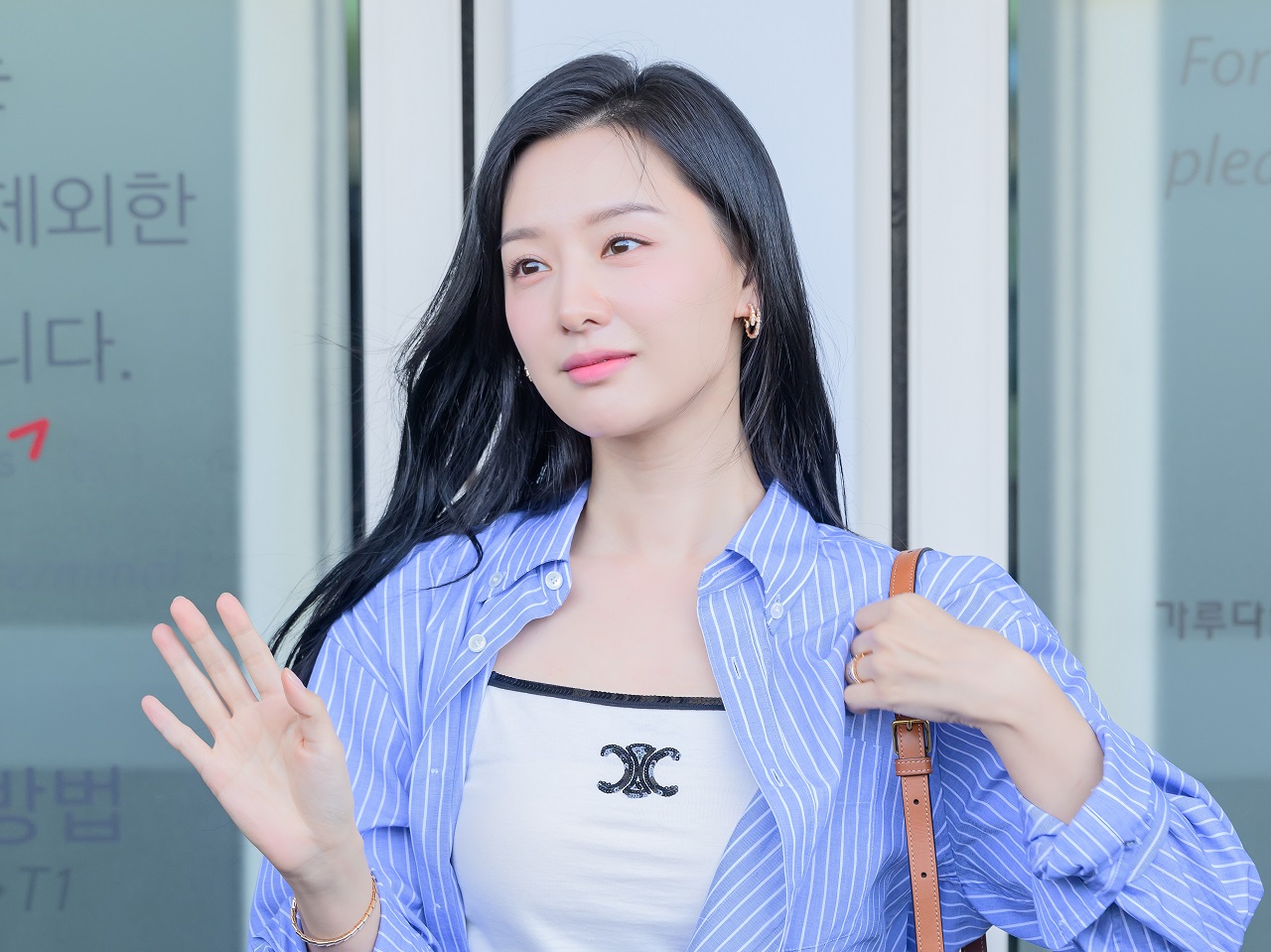 ドラマ『涙の女王』で大注目のキム・ジウォン、人柄まで素晴らしい…共演俳優が絶賛「どこでも愛される」