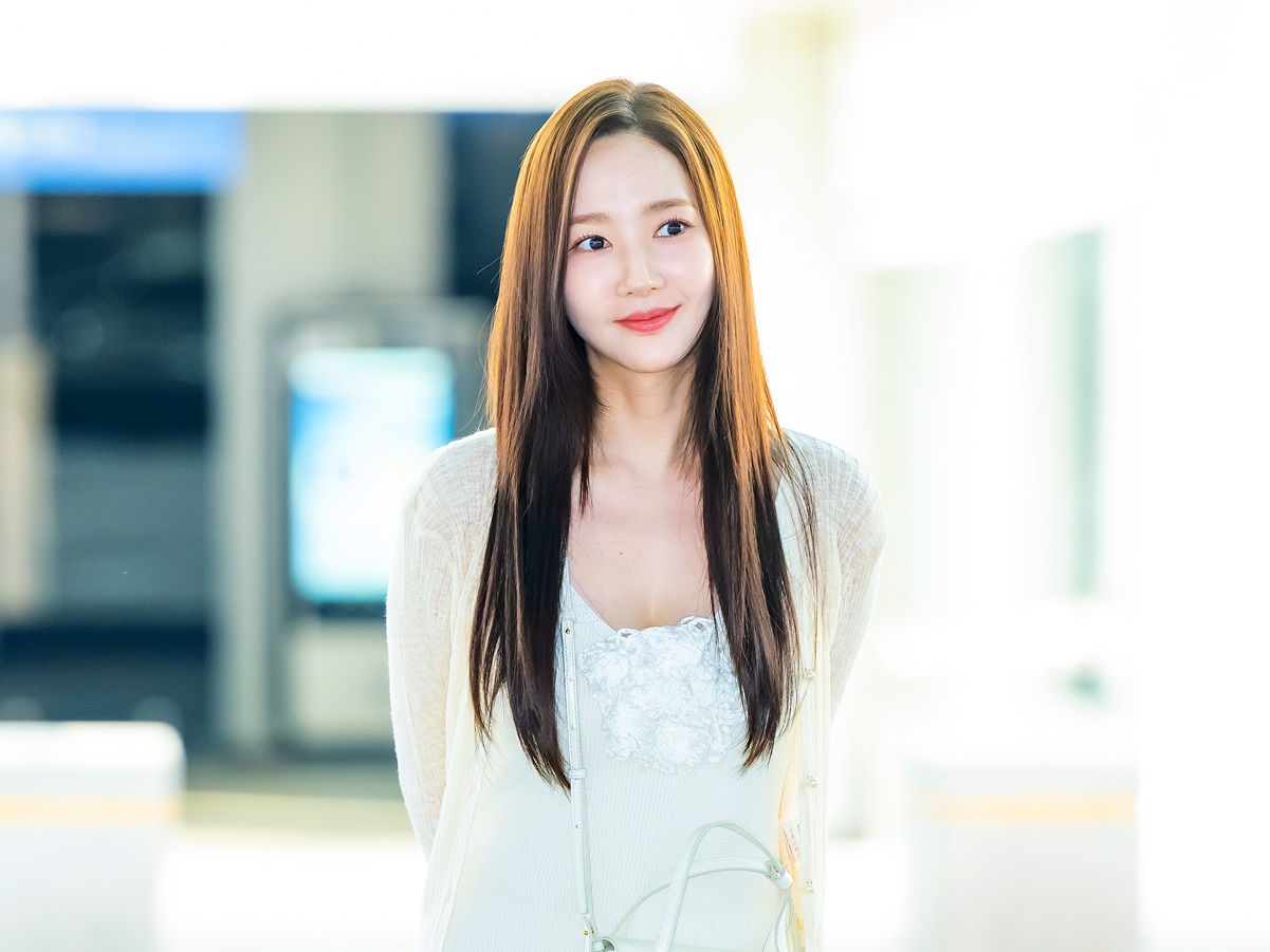 「ダイエットのモチベ…」女優パク・ミニョン、トレーニングウェアからあらわになった“メリハリ体型”【PHOTO】