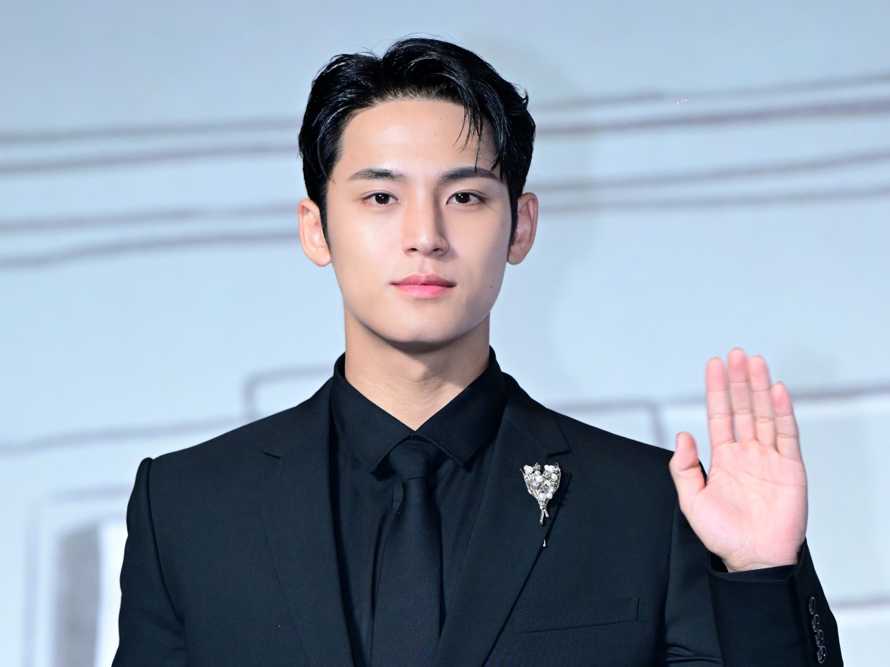 SEVENTEEN・ミンギュが“金髪イメチェン”！男性美溢れる姿にファン大興奮「これはやばい」