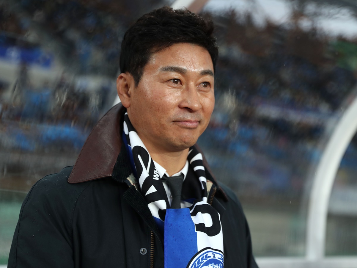 監督探しで“迷走”続く韓国代表 その場しのぎの暫定体制に協会の「無能力さ」を指摘するしかない理由