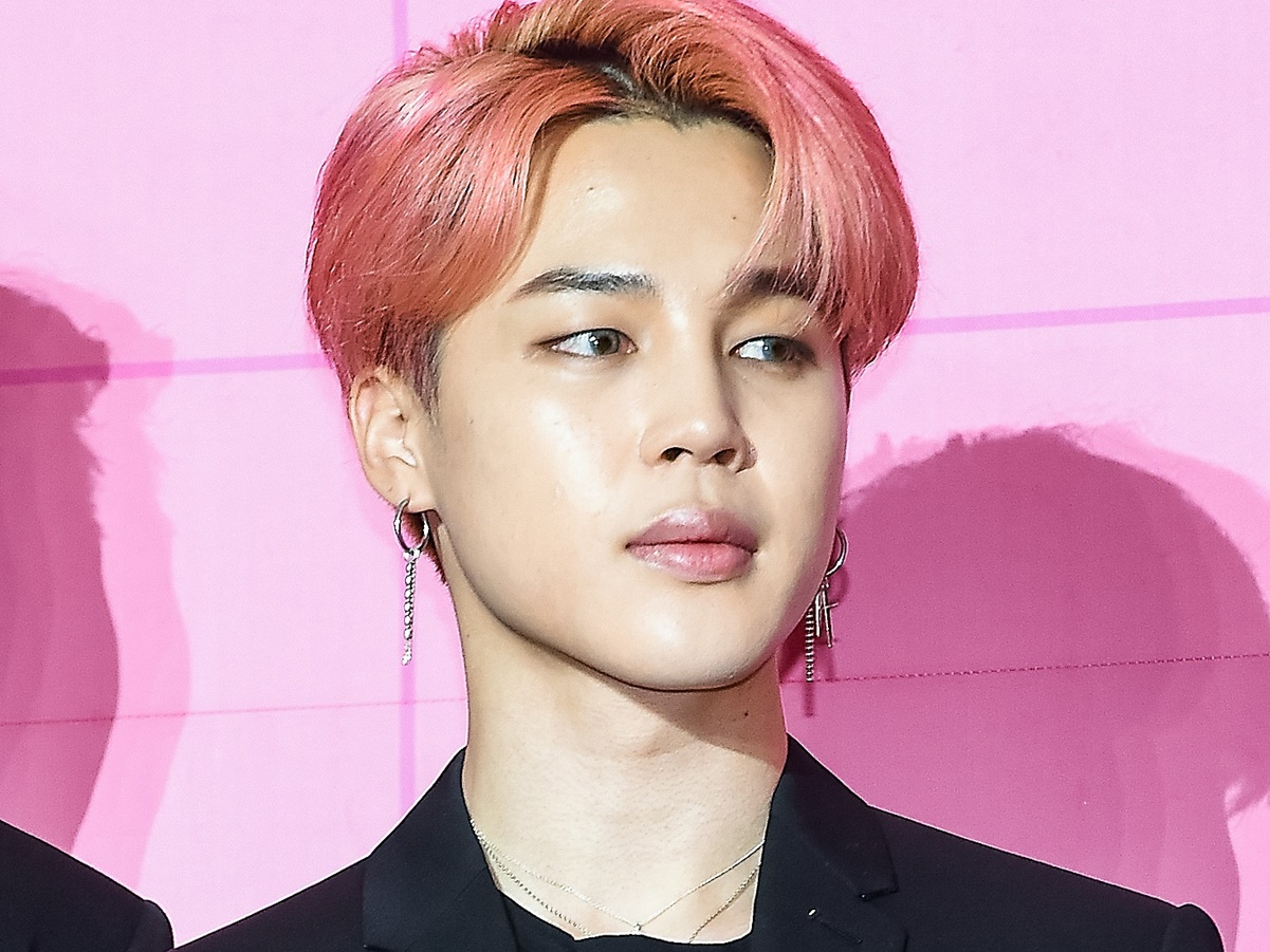 BTS・JIMIN、ソロ曲『Who』が米音楽授賞式で「今年のK-POPソング」受賞！チャートでも躍進中