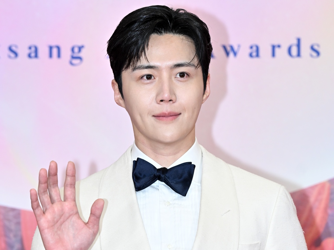 “推し”の誕生日に社会貢献！キム・ソンホのファン、俳優の名前で山火事被災者に約100万円の寄付