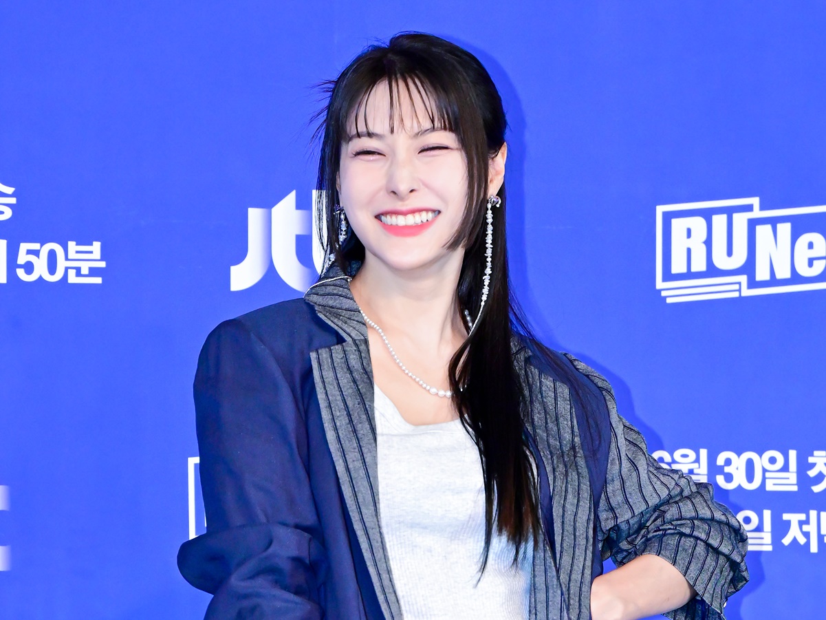 KARA・ギュリ、パジャマ姿のすっぴんSHOTも美しい…36歳に見えない最強ビジュに「可愛すぎ」の声【PHOTO】