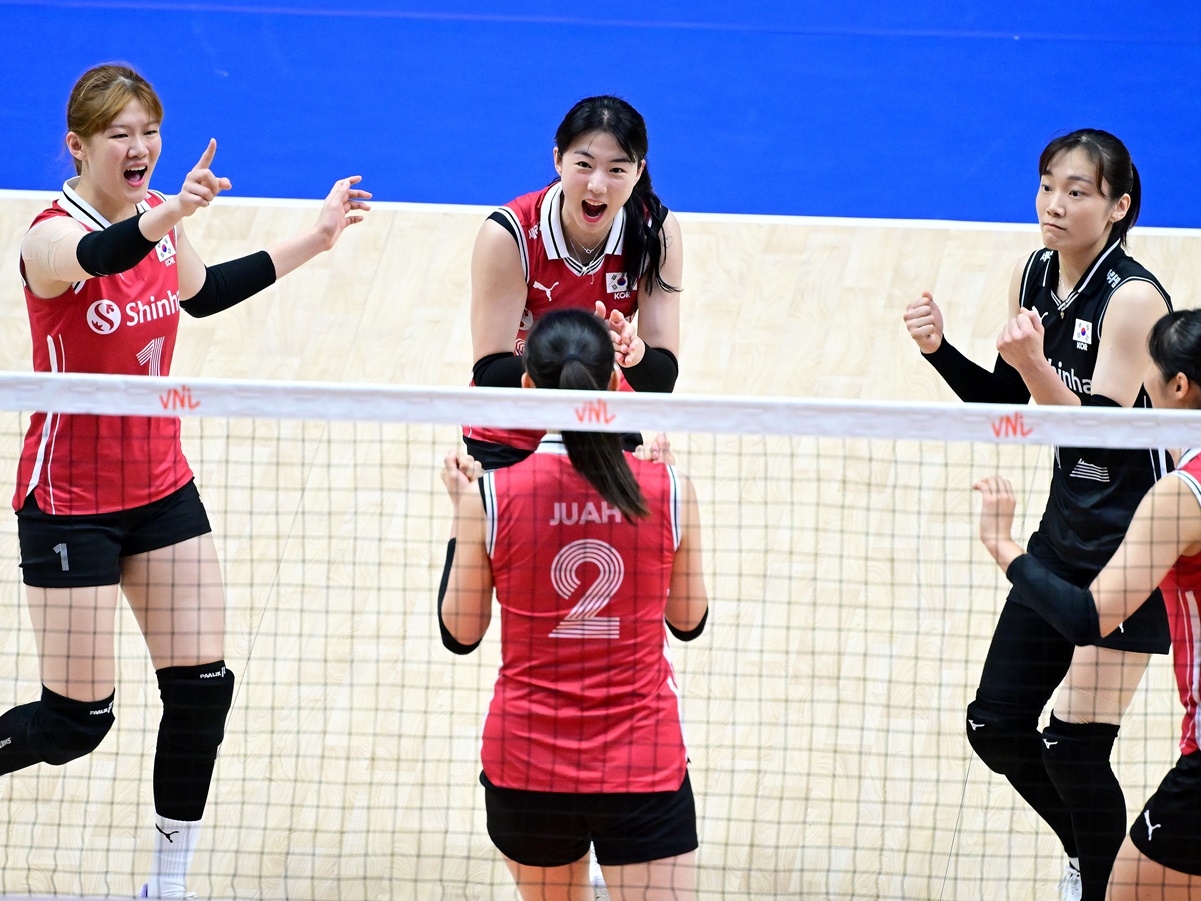 韓国女子バレー、日本にストレート負けの翌日“5連敗”脱出…世界20位フランスにフルセット勝ち