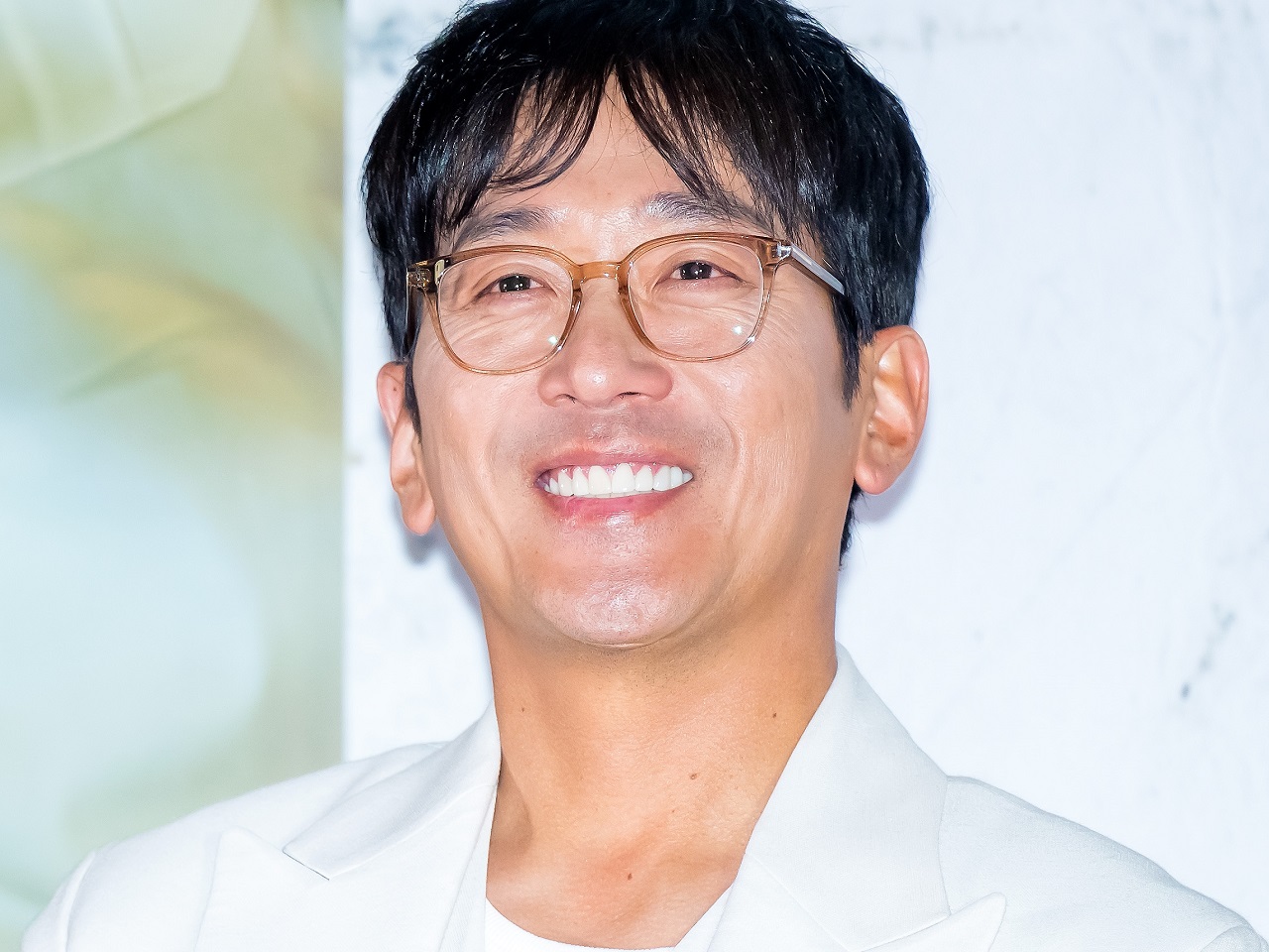 「催淫剤」とファンに名付けて炎上騒動のハ・ジョンウ、それでも平穏な近況を公開「楽しいランチ」