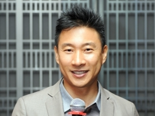 酒場でガソリン撒いて放火、30人以上が死傷…巻き込まれた韓国人気芸人がこの世去って7年