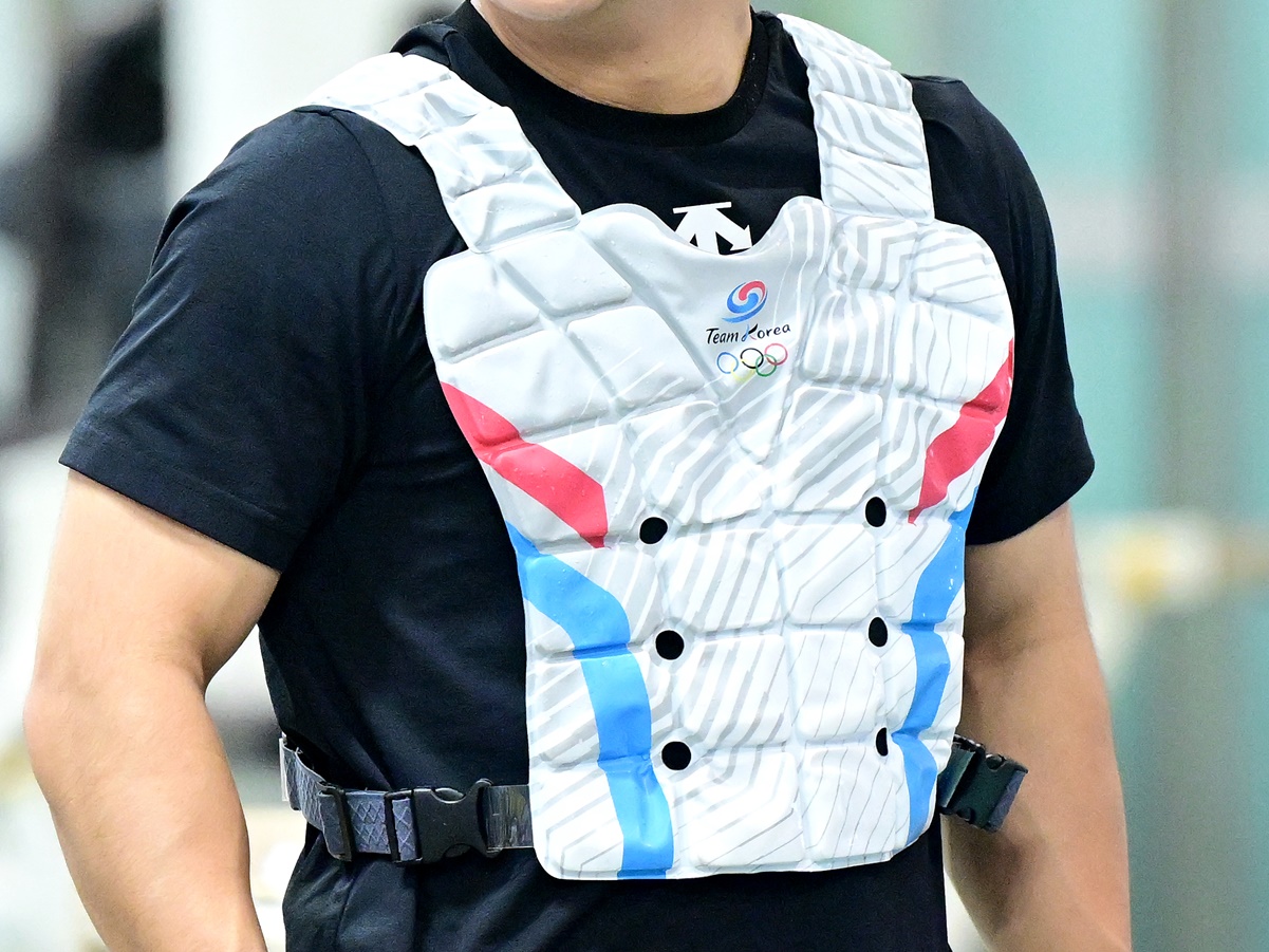 日本はエアコン持ち込むパリ五輪、韓国は“冷感ベスト”で猛暑対策「熱中症予防、アイシングに活用」