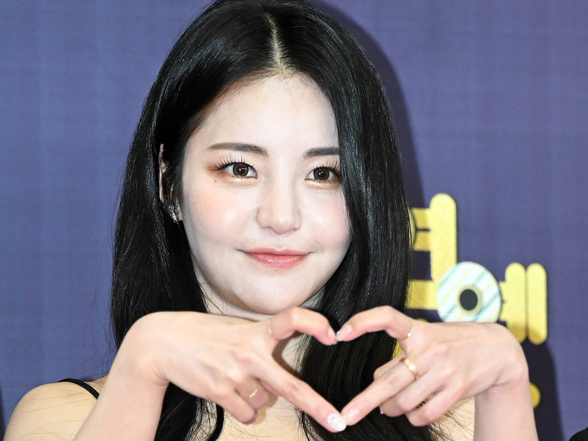 11歳上俳優と交際中…BBGIRLS脱退したユジョン、BIGBANG・D-LITEら所属の芸能事務所と専属契約