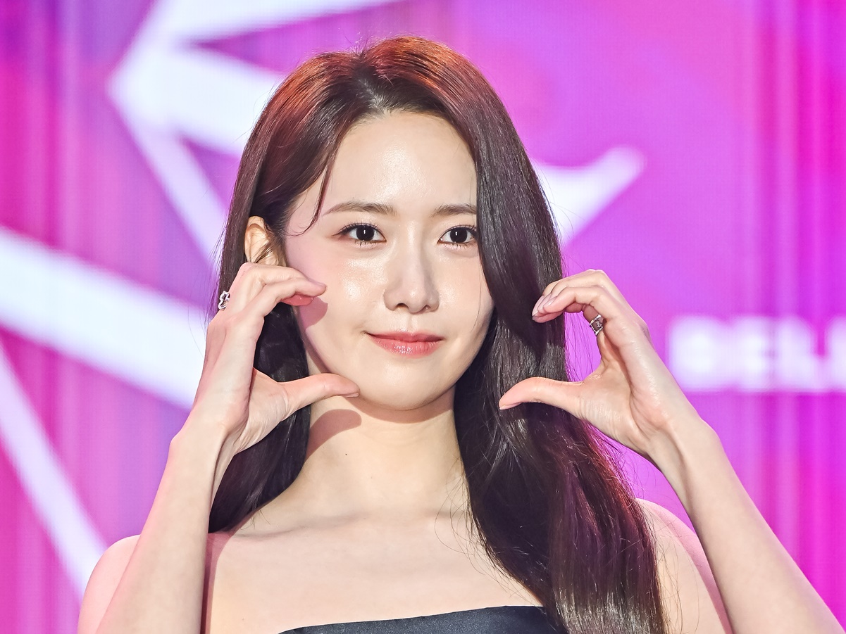 【写真】少女時代・ユナ、シュッとしたフェイスラインに感動…「顔に無駄な余白が一切ない」と絶賛の声