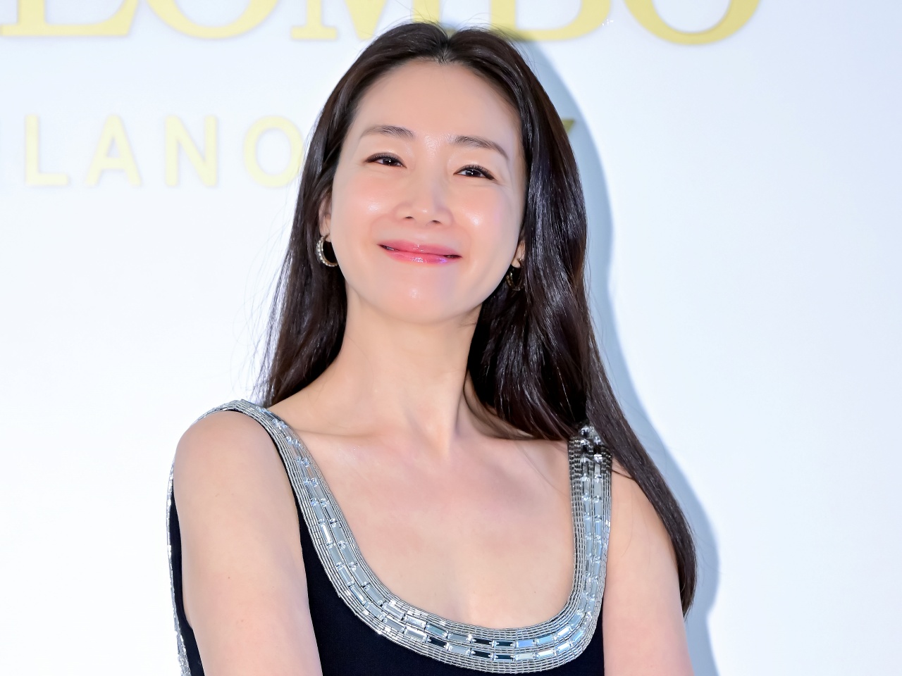 『冬ソナ』チェ・ジウにそっくりな4歳の娘？仲良く雪遊びする近況写真に反響「2人とも可愛い」【PHOTO】