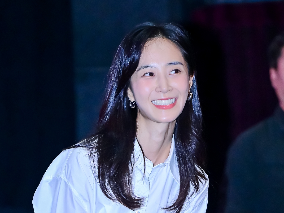 “ナチュラル美人”とはこのこと…少女時代・ユリ、ほぼすっぴんでも美しすぎるバカンスSHOTに反響【PHOTO】