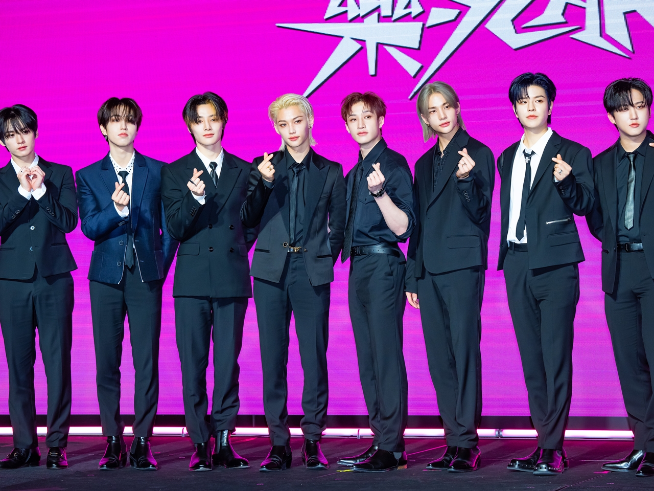 Stray Kids、力みなぎる“最強ビジュアル”を披露！新AL『KARMA』コンセプト写真公開