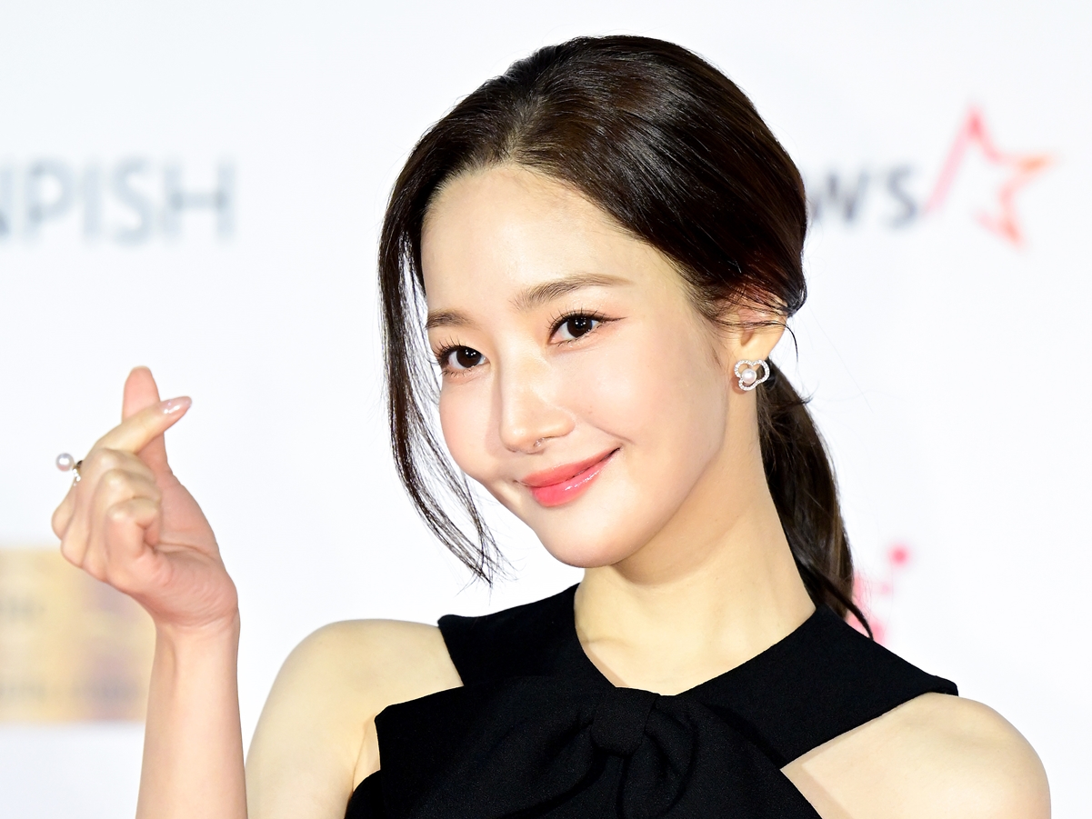 Nissyと共演＆日本ファンミで注目も…女優パク・ミニョン、3年所属した現所属事務所と契約終了