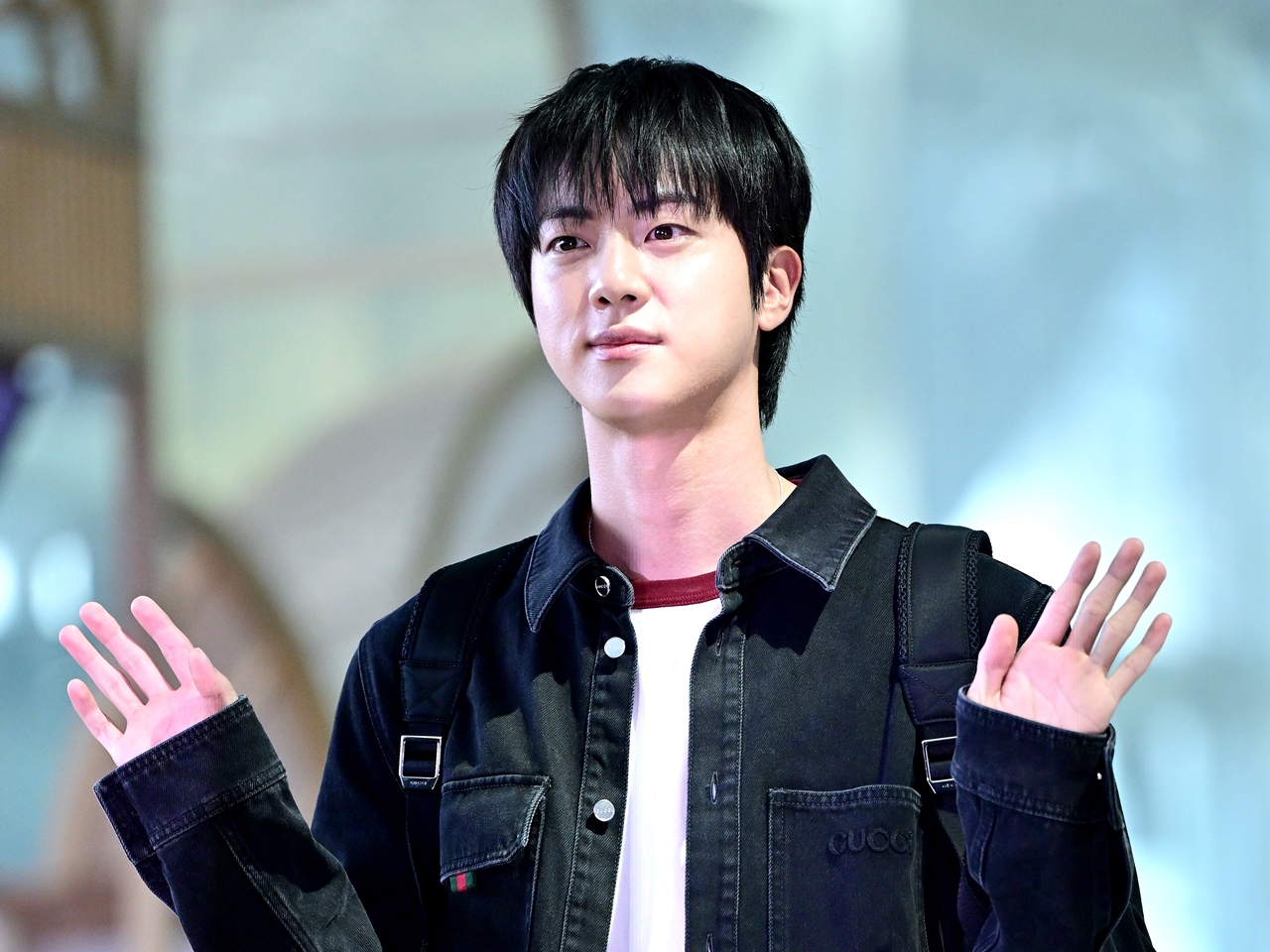 BTS・JIN、ビジュアルほど優れた料理の腕前を披露！「食事の8割は家で作って食べる」
