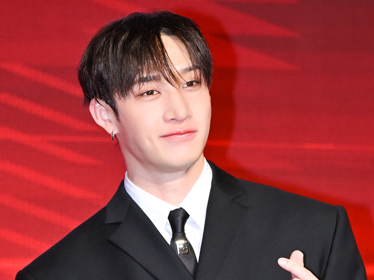 Stray Kids・バンチャン、真夜中のデート風SHOTでファンを虜に！「彼氏感やばい」「これはエモい」