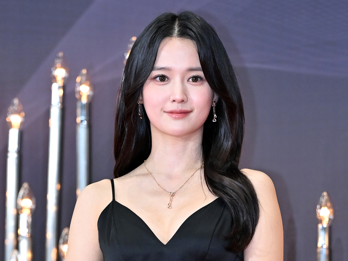 “13人兄弟の長女”で『太陽を抱く月』出演のナム・ボラ、日本旅行中に恋人からプロポーズされ話題！