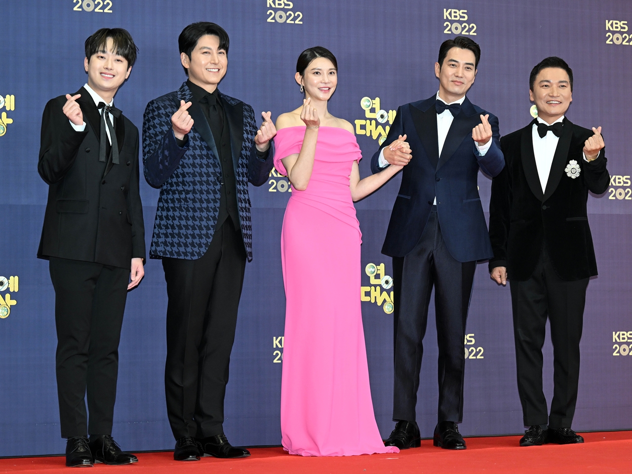 韓国大統領の戒厳令騒動の影響がここまで…地上波KBSの年末恒例授賞式、レッドカーペットが中止に