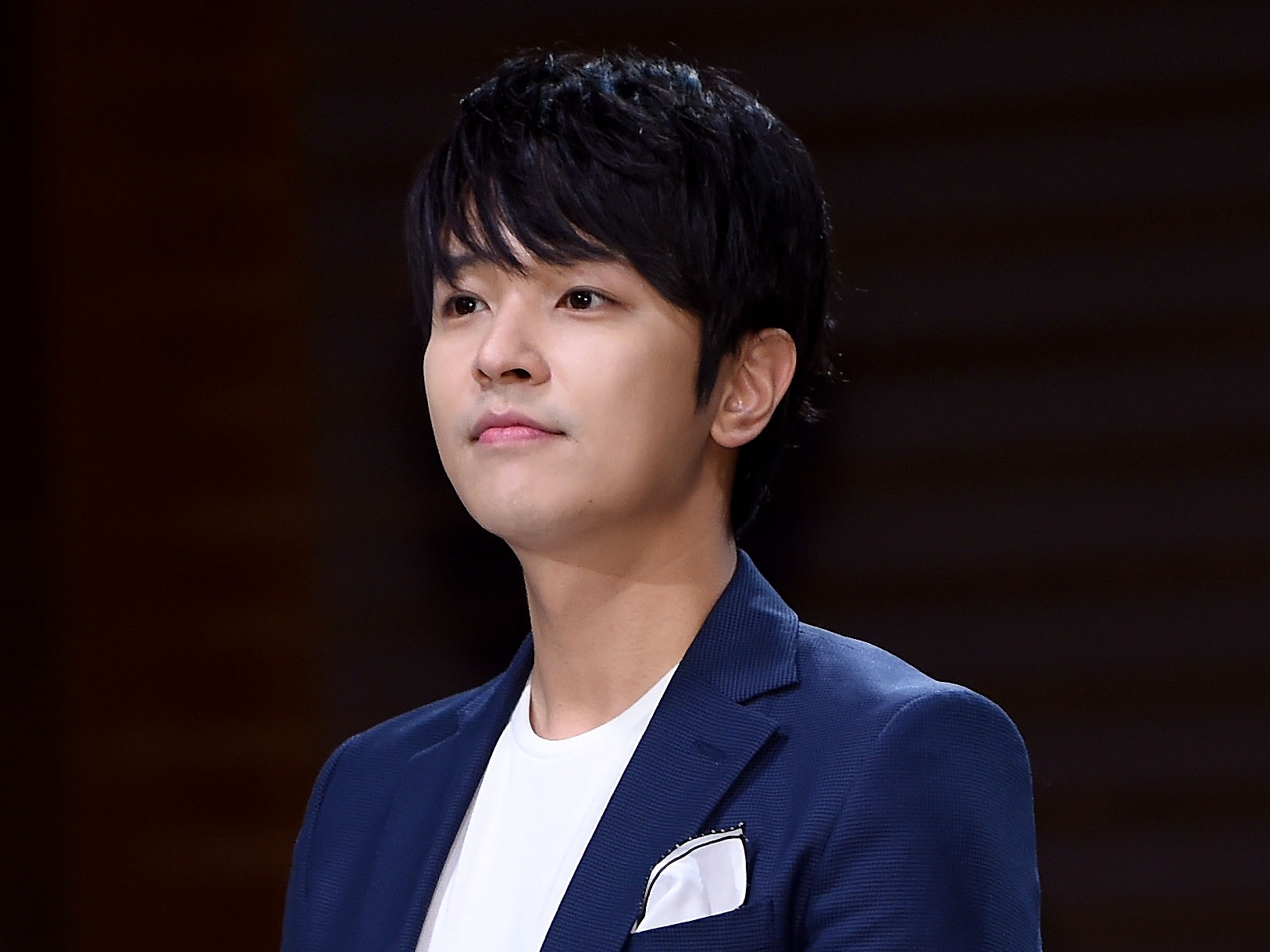 “中絶強要・飲酒運転”で物議…韓国芸能界から姿を消したキム・ジョンフン、自撮り写真で日本活動アピール