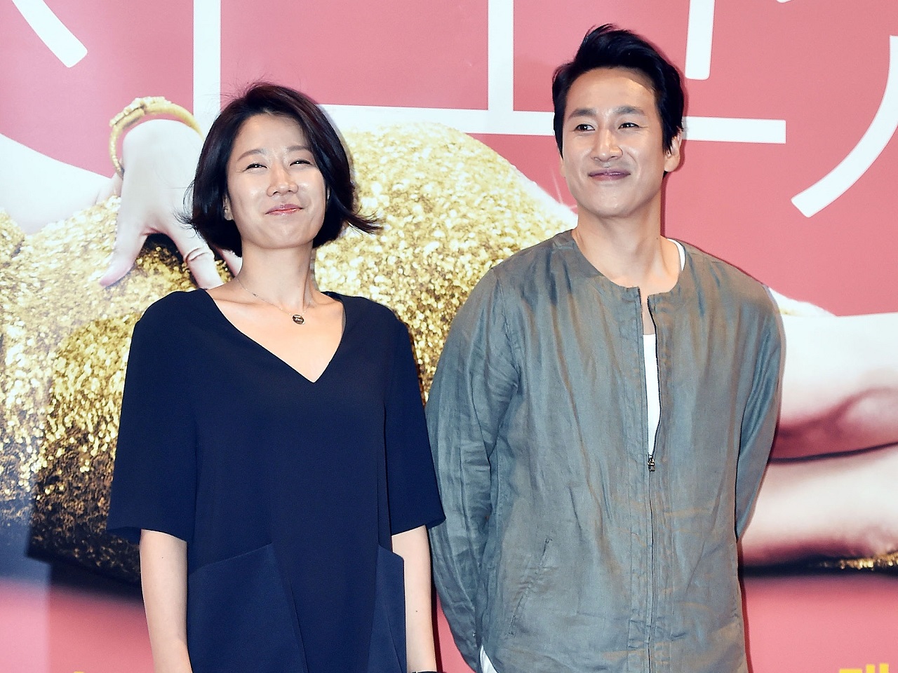 突然この世を去ったイ・ソンギュンさんの悲劇を乗り越え…復帰を知らせた女優妻に応援が続くワケ