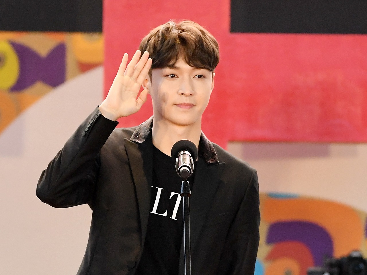 SMエンタ去ったEXO出身のレイ（LAY ZHANG）、韓国でもアルバム発売へ…音楽番組にも出演予定