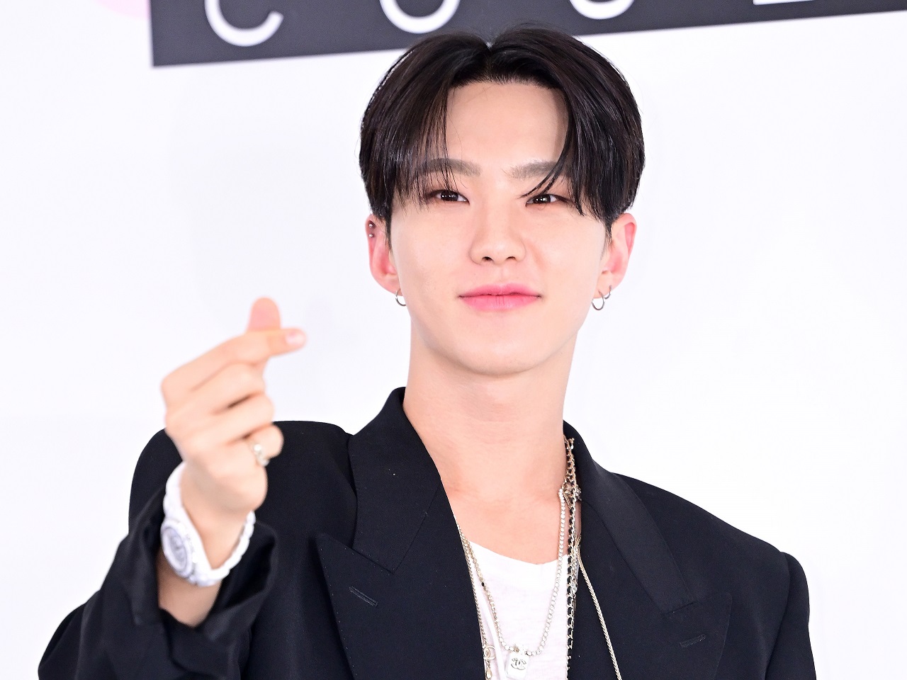 SEVENTEEN・ホシ、恵まれない児童・青少年のために1億ウォン寄付「もらった愛を伝えたかった」