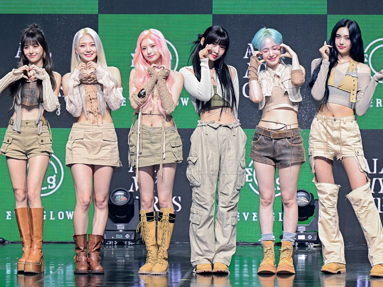 “韓国式の挨拶”をせず困難も経験したガールズグループEVERGLOW、初の日本コンサートが全席完売と発表